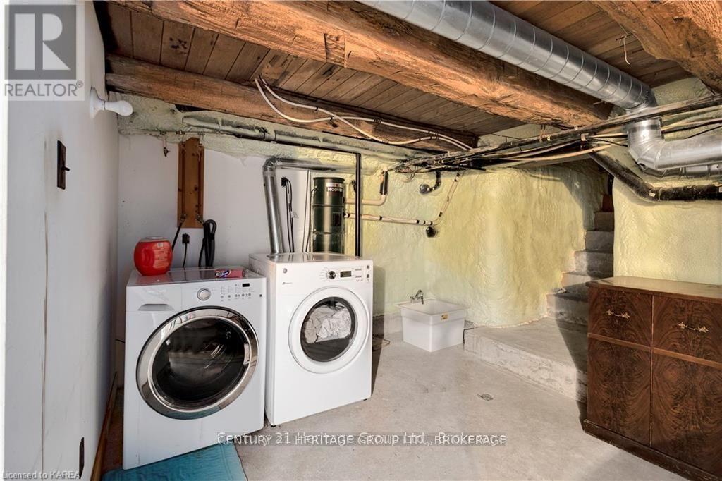 7387 County Rd 9, Greater Napanee (Greater Napanee), ON - Indoor Photo Showing Laundry Room