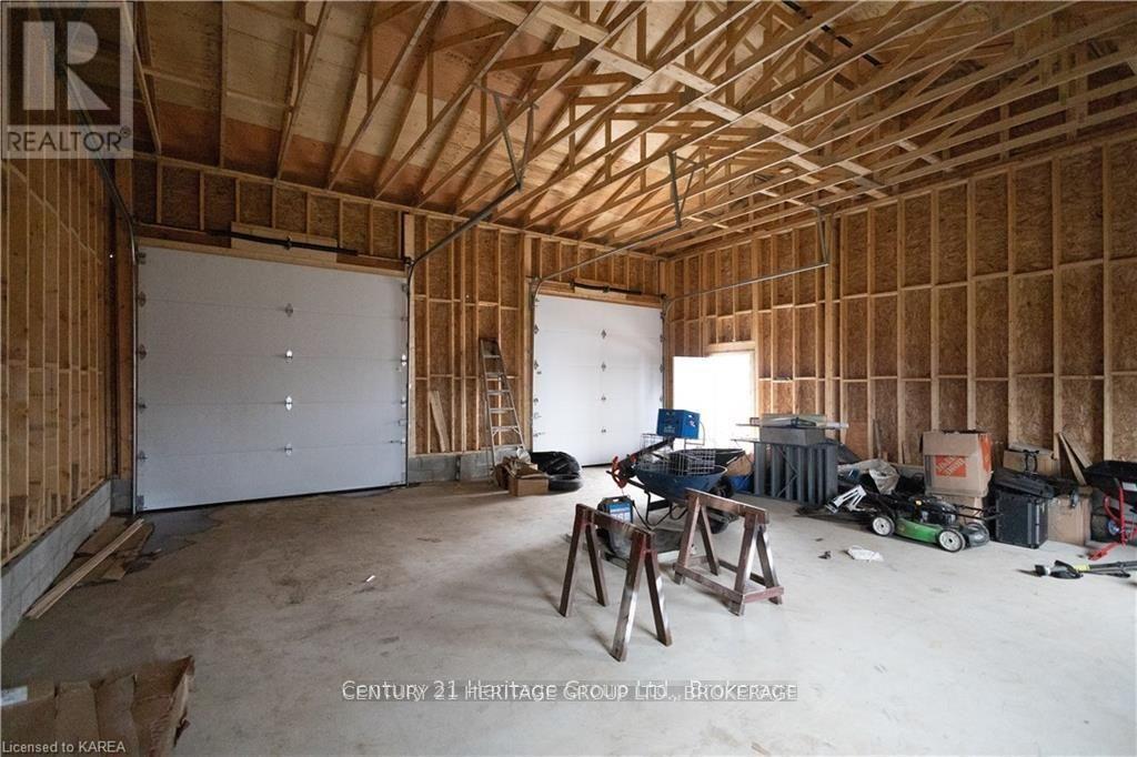 7387 County Rd 9, Greater Napanee (Greater Napanee), ON - Indoor Photo Showing Garage
