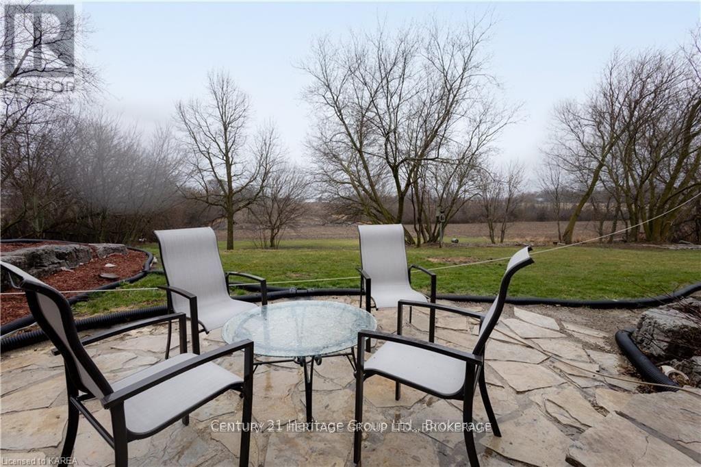 7387 County Rd 9, Greater Napanee (Greater Napanee), ON - Outdoor