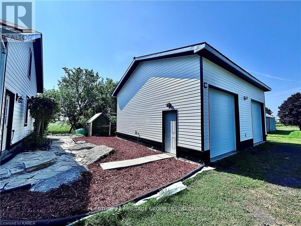 7387 County Rd 9, Greater Napanee (Greater Napanee), ON - Outdoor With Exterior