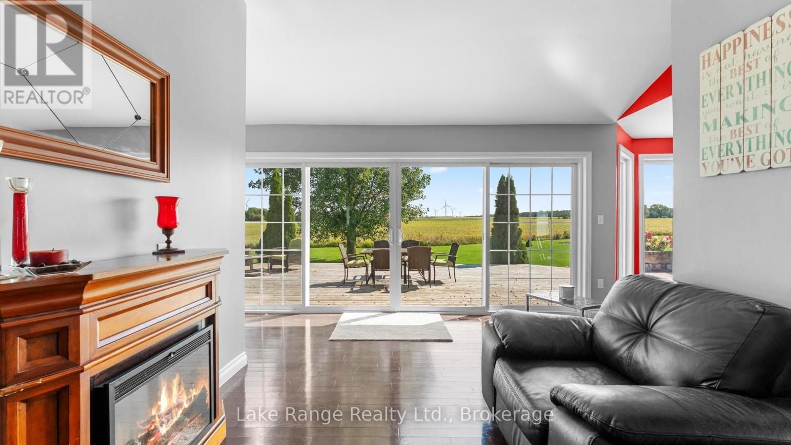 Seating area - 3622 Highway 21, Kincardine, ON - Indoor Photo Showing Other Room With Fireplace