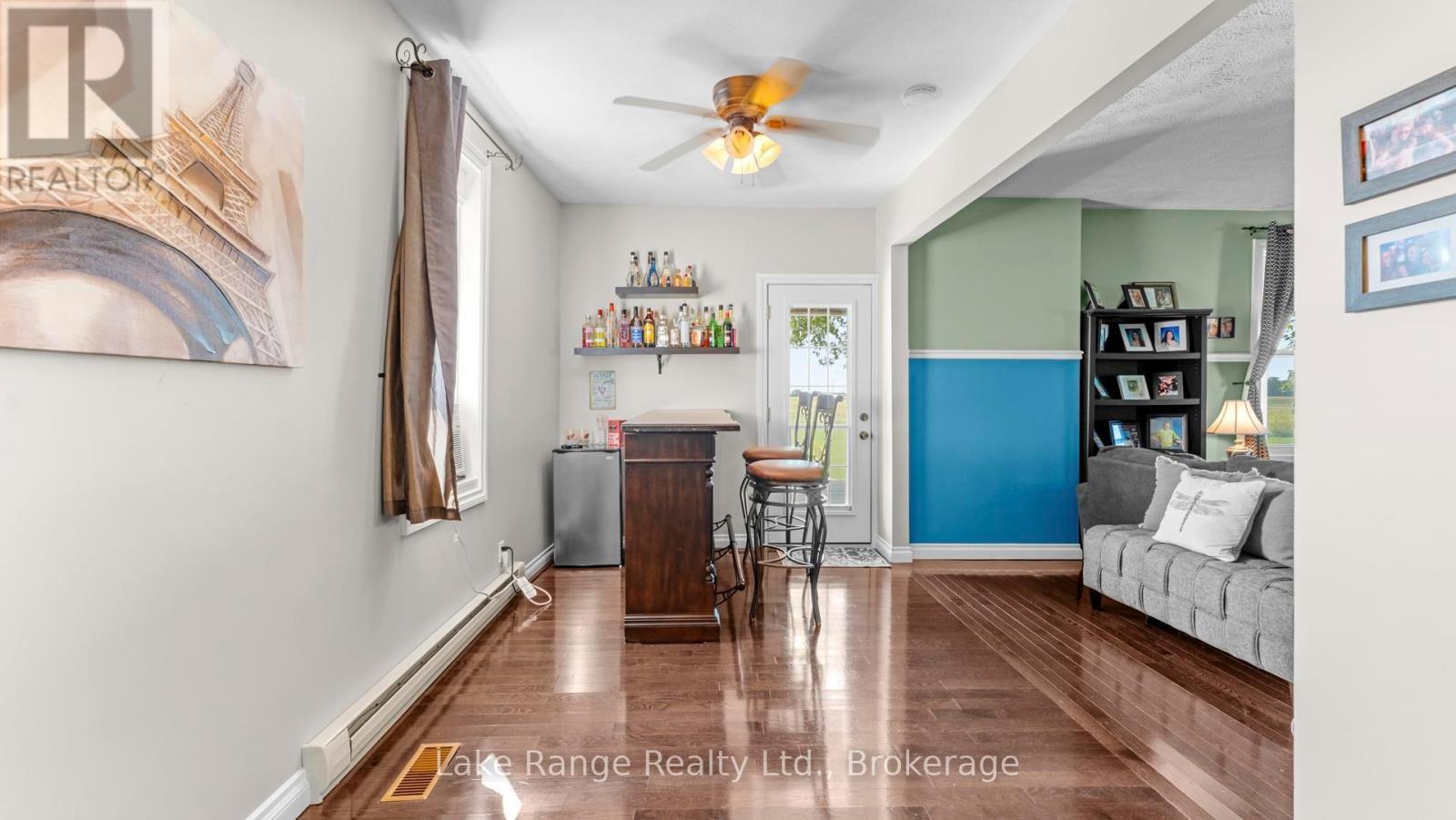Living Room with beverage bar - 3622 Highway 21, Kincardine, ON - Indoor Photo Showing Other Room