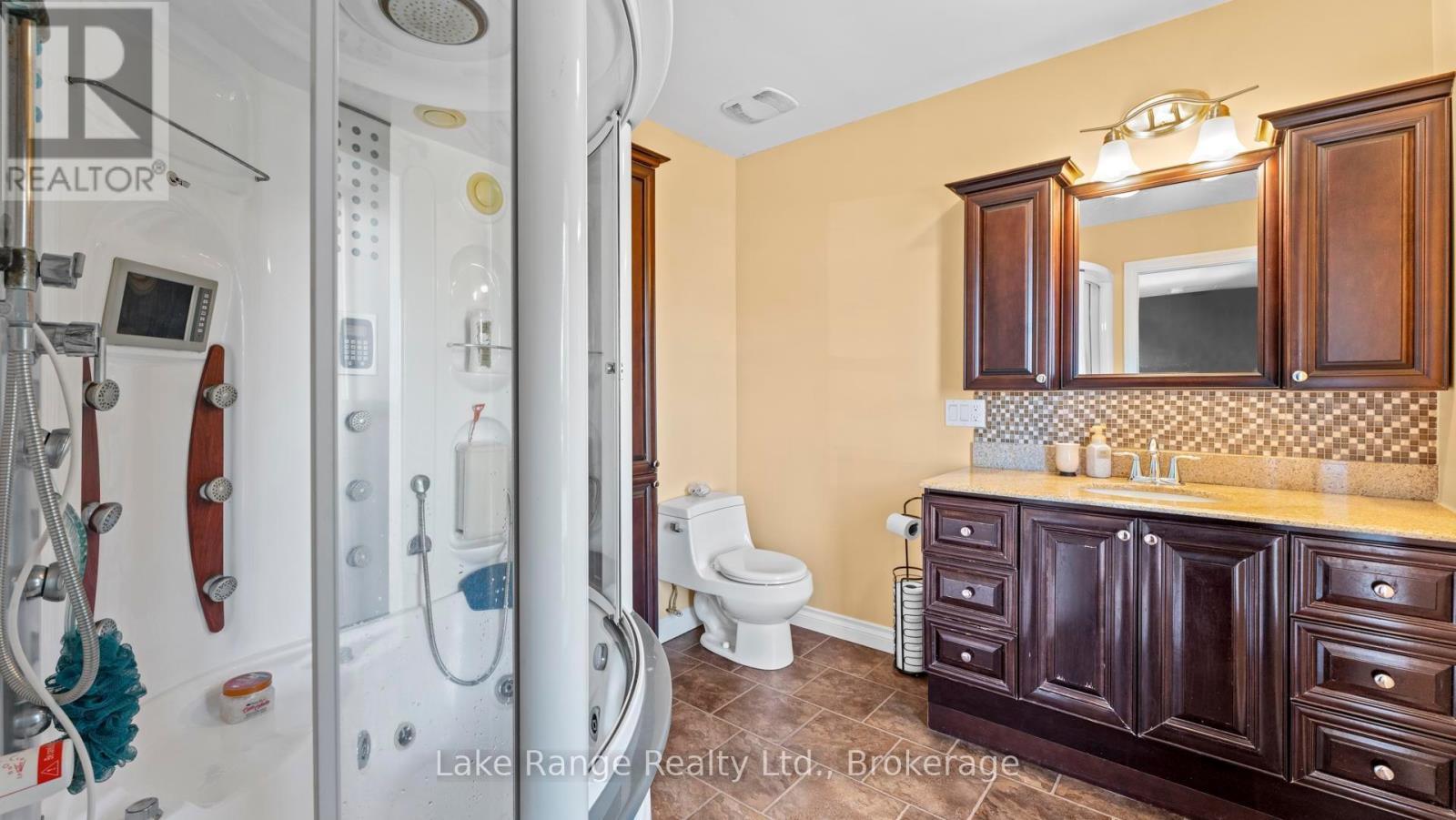 Primary bedroom ensuite with impressive jet shower - 3622 Highway 21, Kincardine, ON - Indoor Photo Showing Bathroom