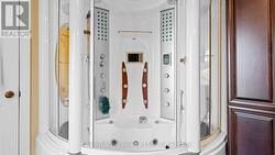 Impressive jet shower -