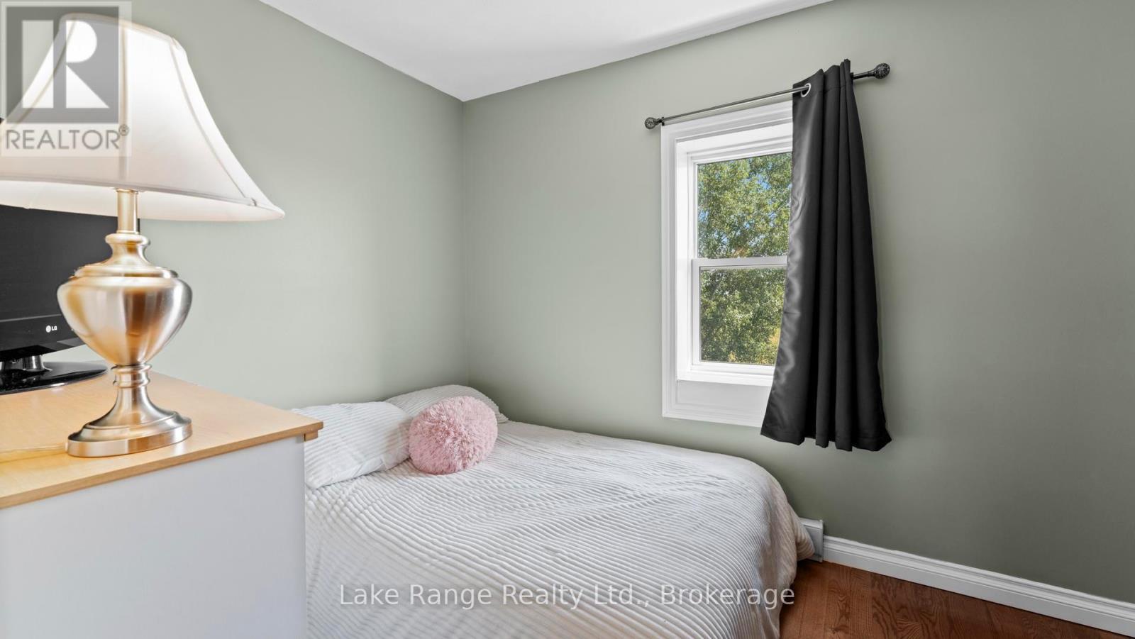 2nd bedroom (2nd floor) - 3622 Highway 21, Kincardine, ON - Indoor Photo Showing Bedroom