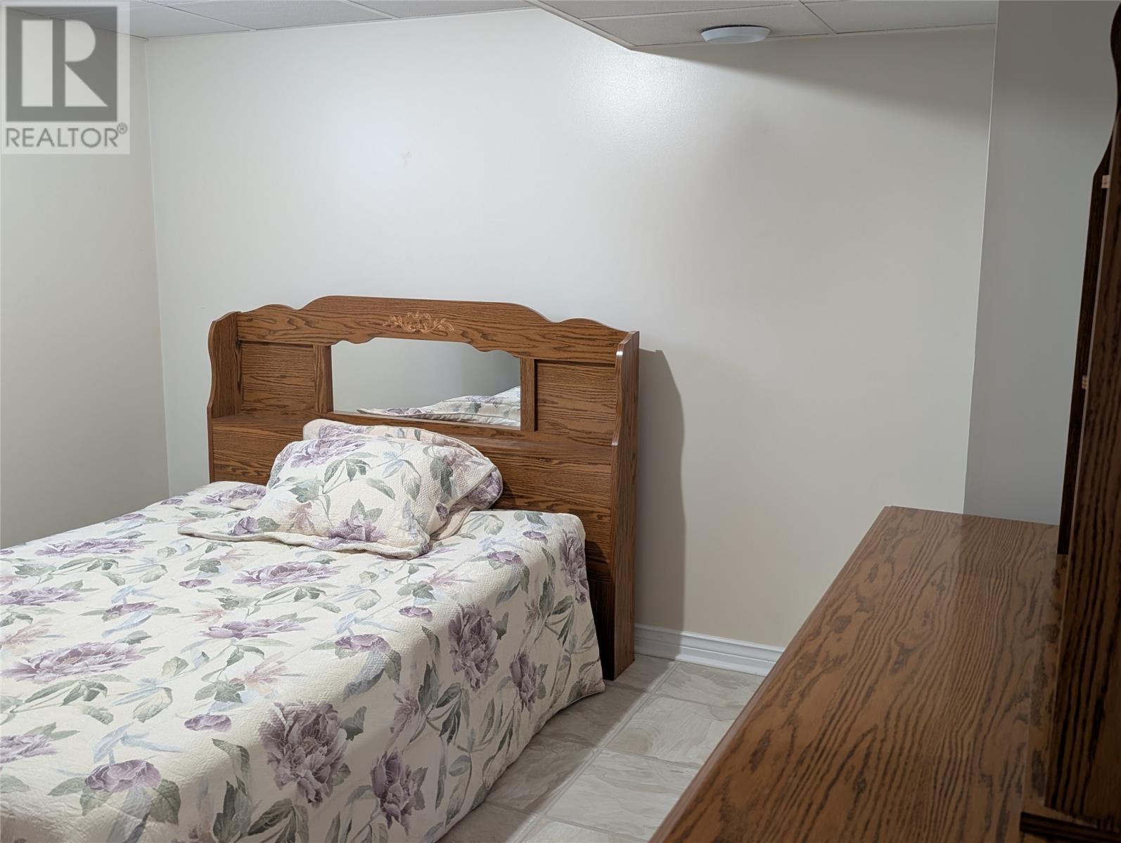 480 Main Street, Triton, NL - Indoor Photo Showing Bedroom