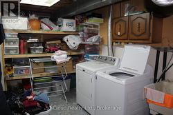 Basement Laundr -