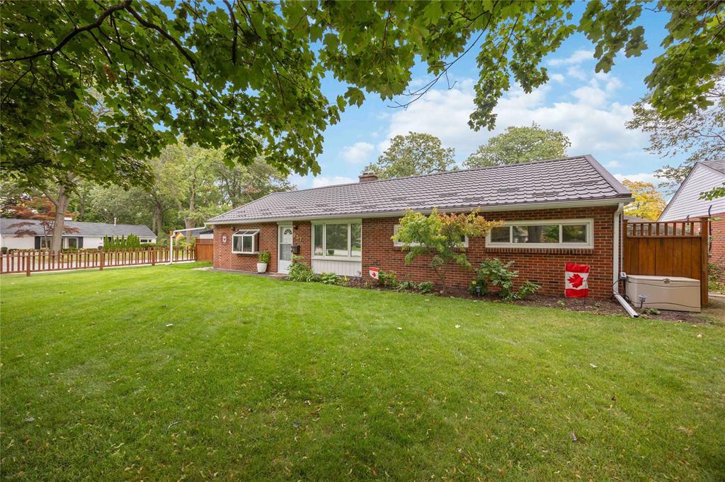 957 Burr Street, Sarnia, ON