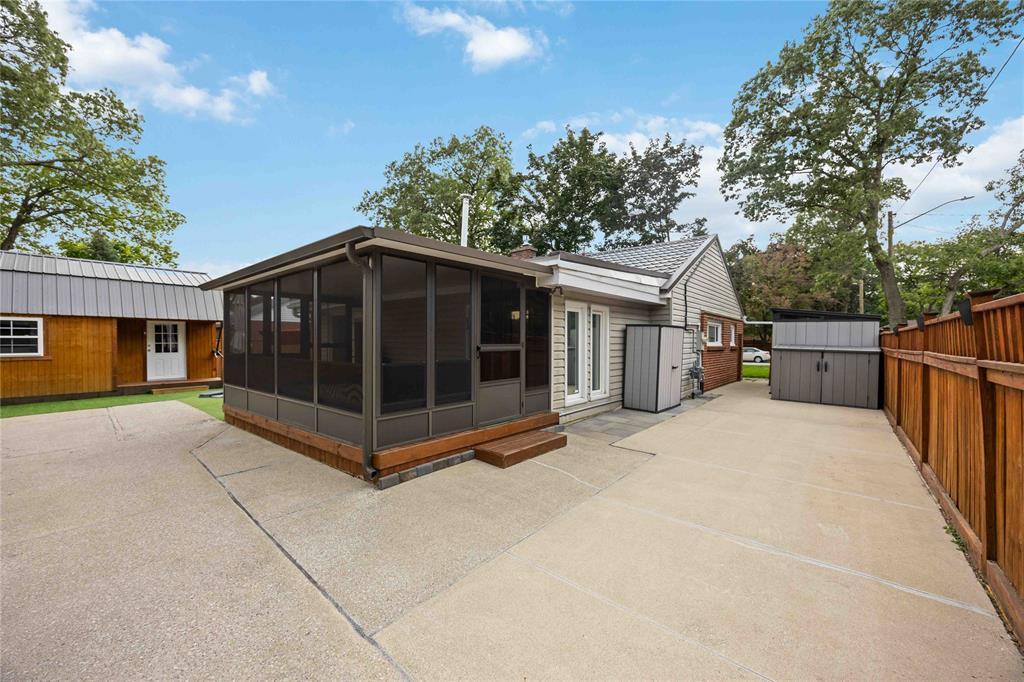 957 Burr Street, Sarnia, ON