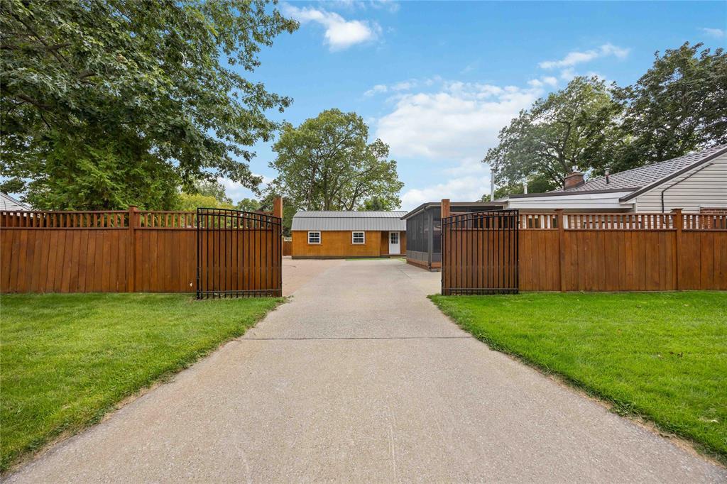 957 Burr Street, Sarnia, ON