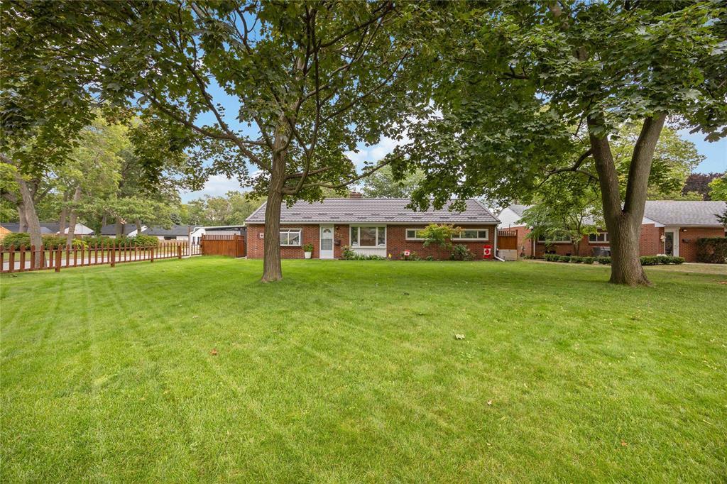 957 Burr Street, Sarnia, ON