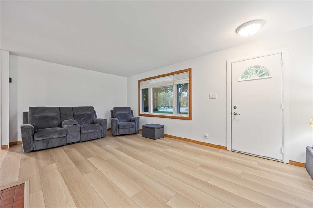 957 Burr Street, Sarnia, ON