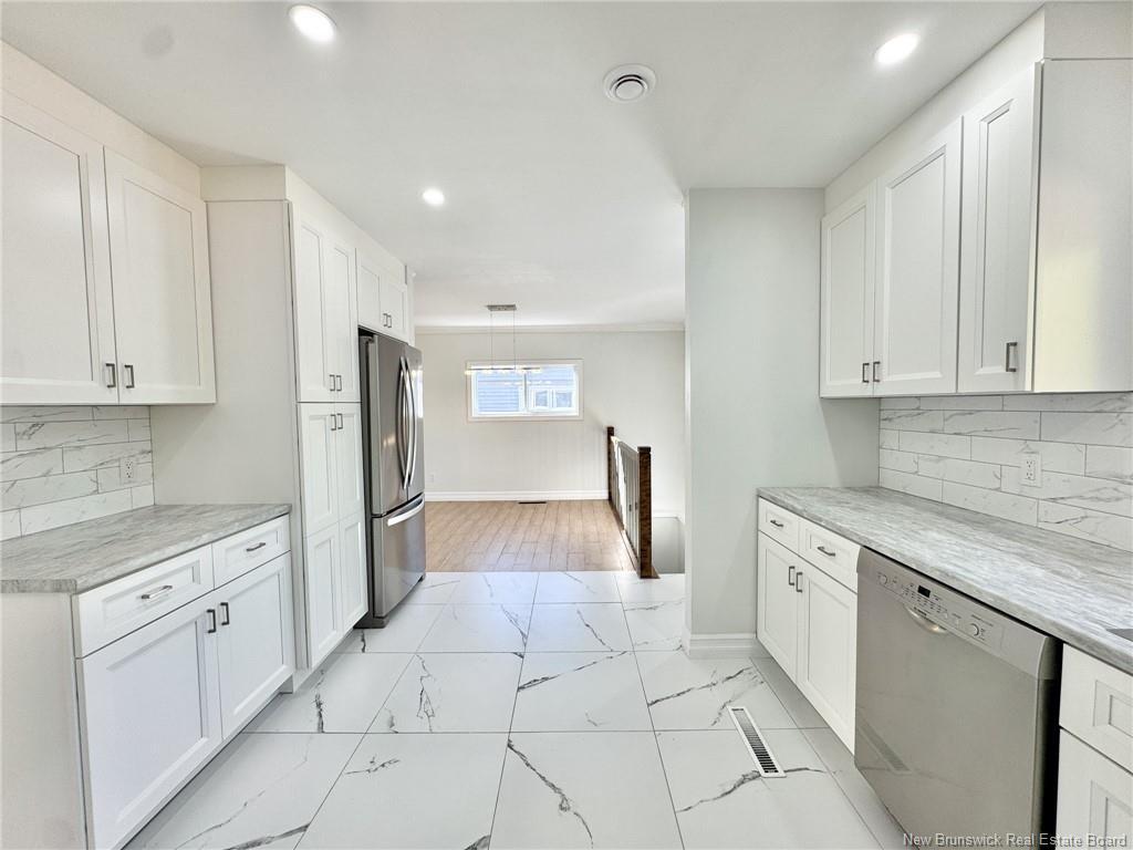 68 Coronation Dr, Moncton, NB