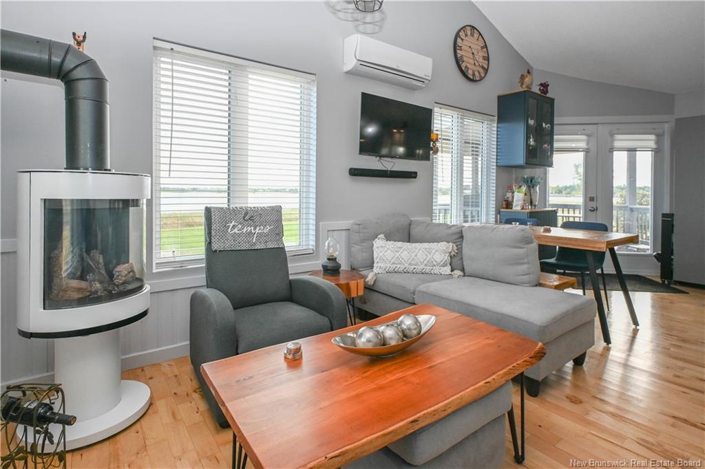 11 Rue De La Marée St, Tracadie, NB