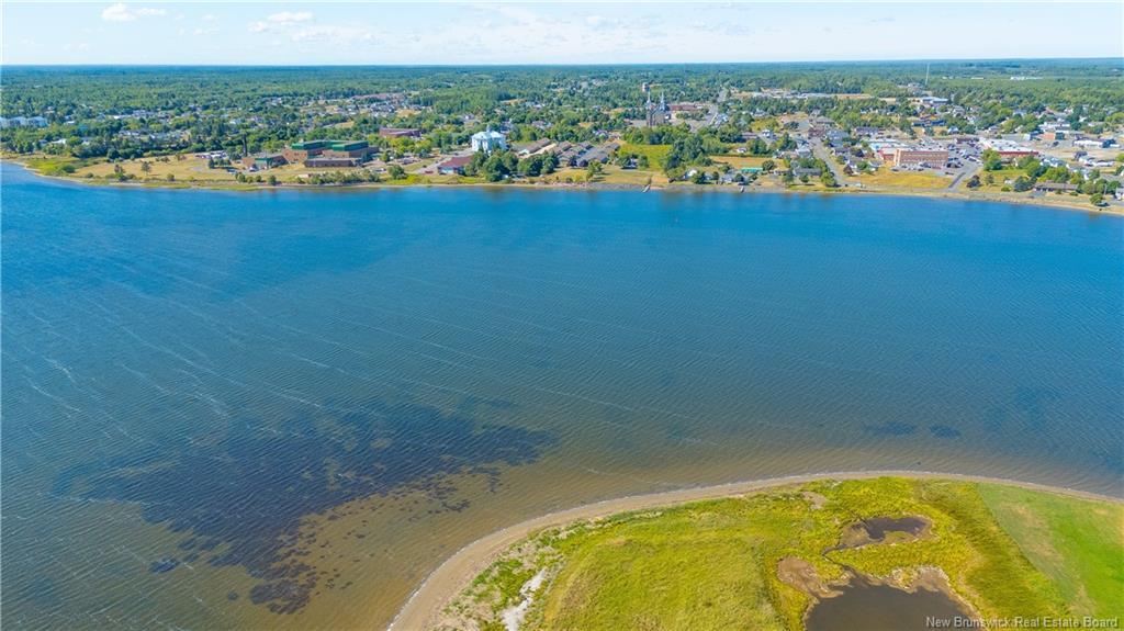 11 Rue De La Marée St, Tracadie, NB