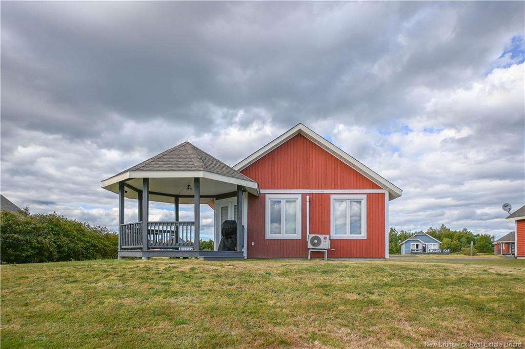 11 Rue De La Marée St, Tracadie, NB