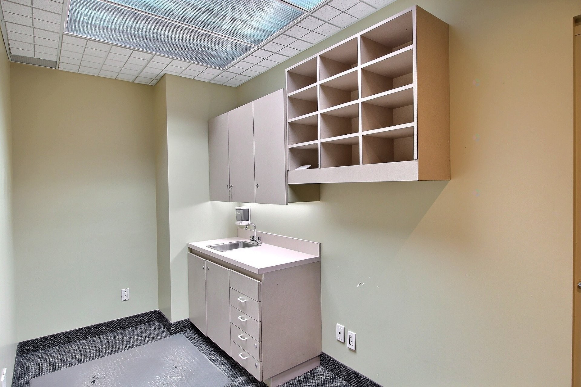 Interior - 300-19 Rue Gamble O., Rouyn-Noranda, QC - Indoor Photo Showing Other Room