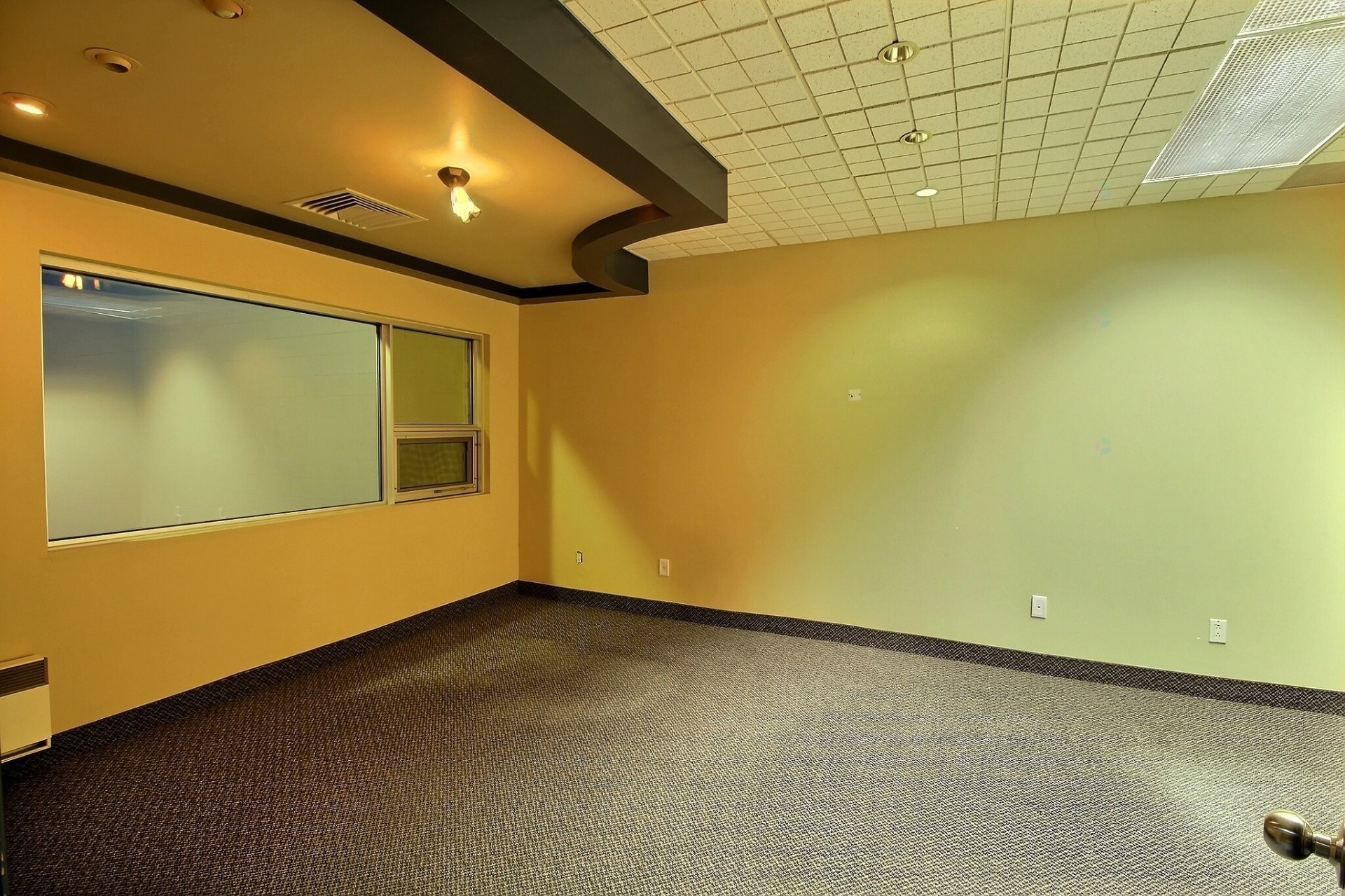 Interior - 300-19 Rue Gamble O., Rouyn-Noranda, QC - Indoor Photo Showing Other Room