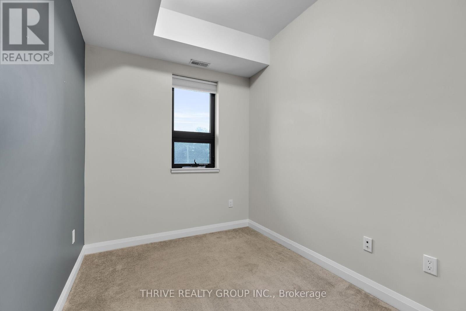 301 - 263 Butler Street, Lucan Biddulph (Lucan), ON - Indoor Photo Showing Other Room