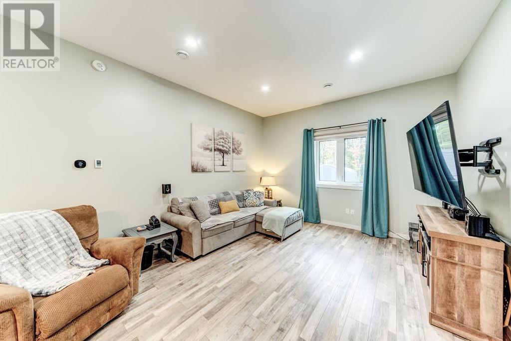 264 Lakeview Drive, Alban, ON - Indoor Photo Showing Living Room