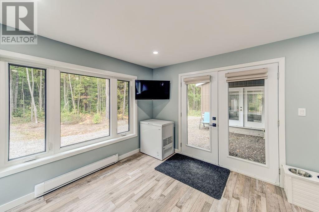 264 Lakeview Drive, Alban, ON - Indoor Photo Showing Other Room