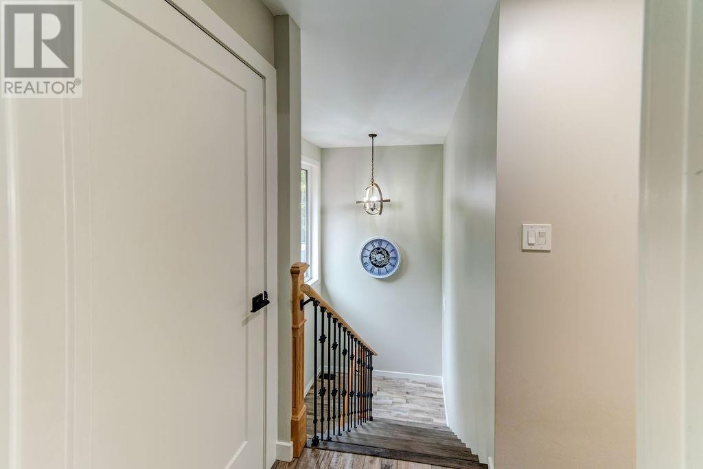 264 Lakeview Drive, Alban, ON - Indoor Photo Showing Other Room