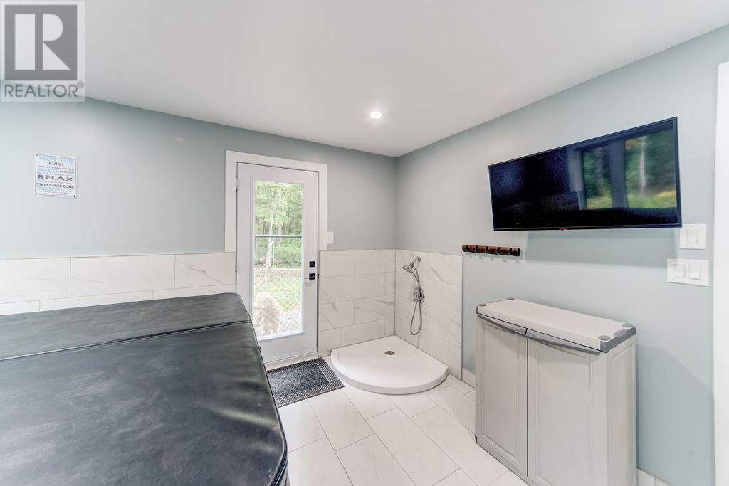 264 Lakeview Drive, Alban, ON - Indoor Photo Showing Bathroom