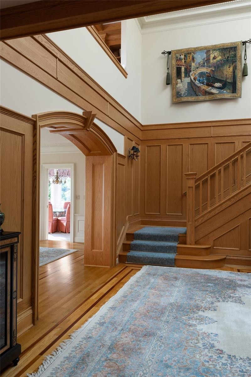 1580 Beach Dr, Oak Bay, BC