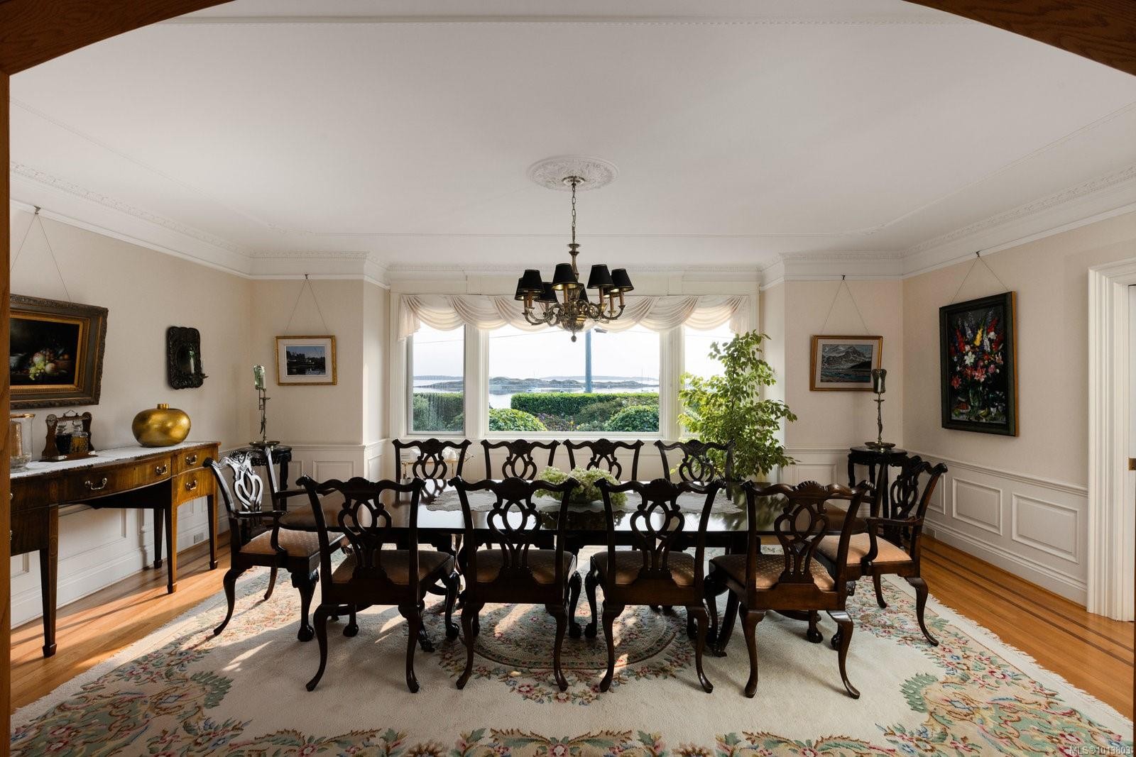 1580 Beach Dr, Oak Bay, BC