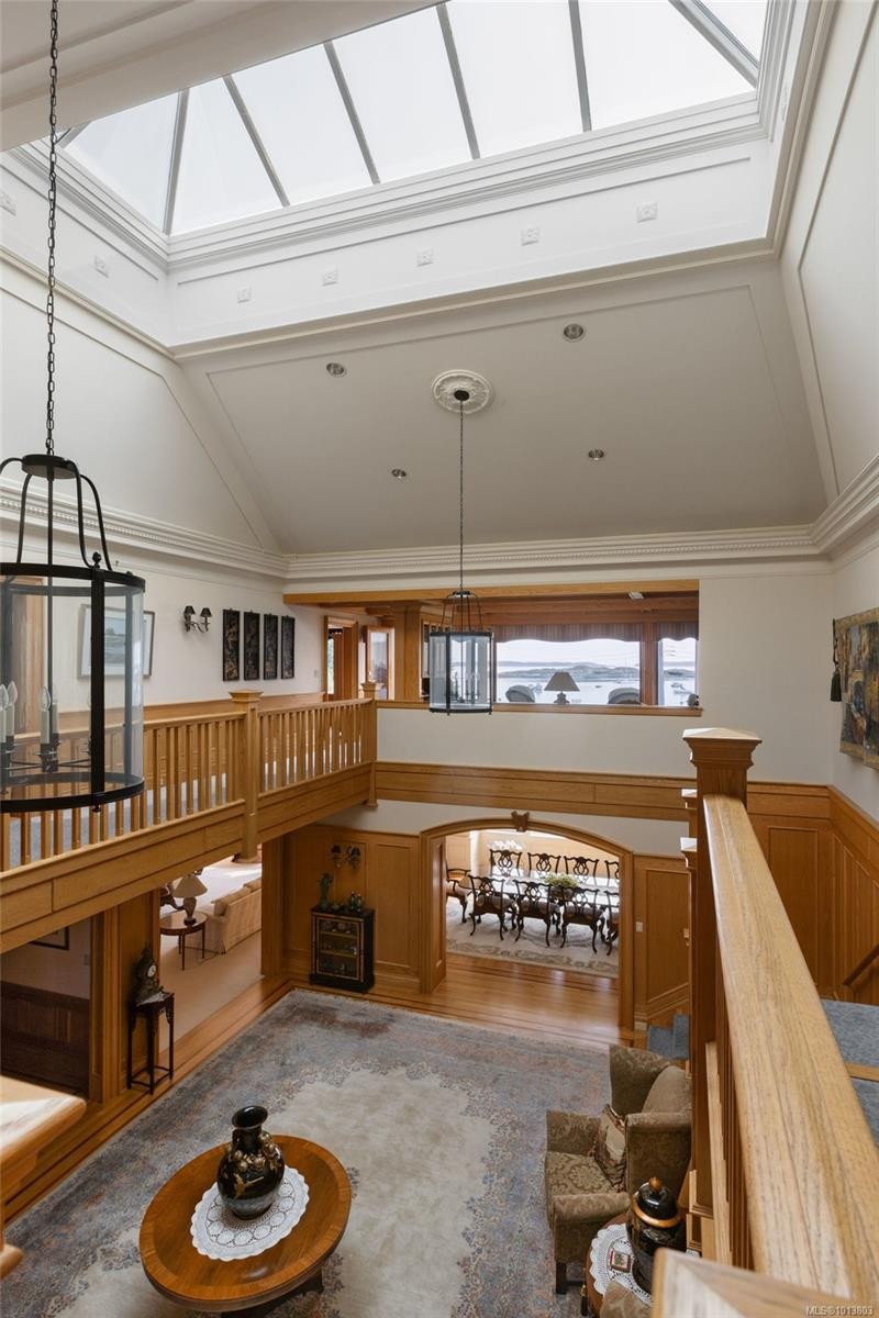 1580 Beach Dr, Oak Bay, BC