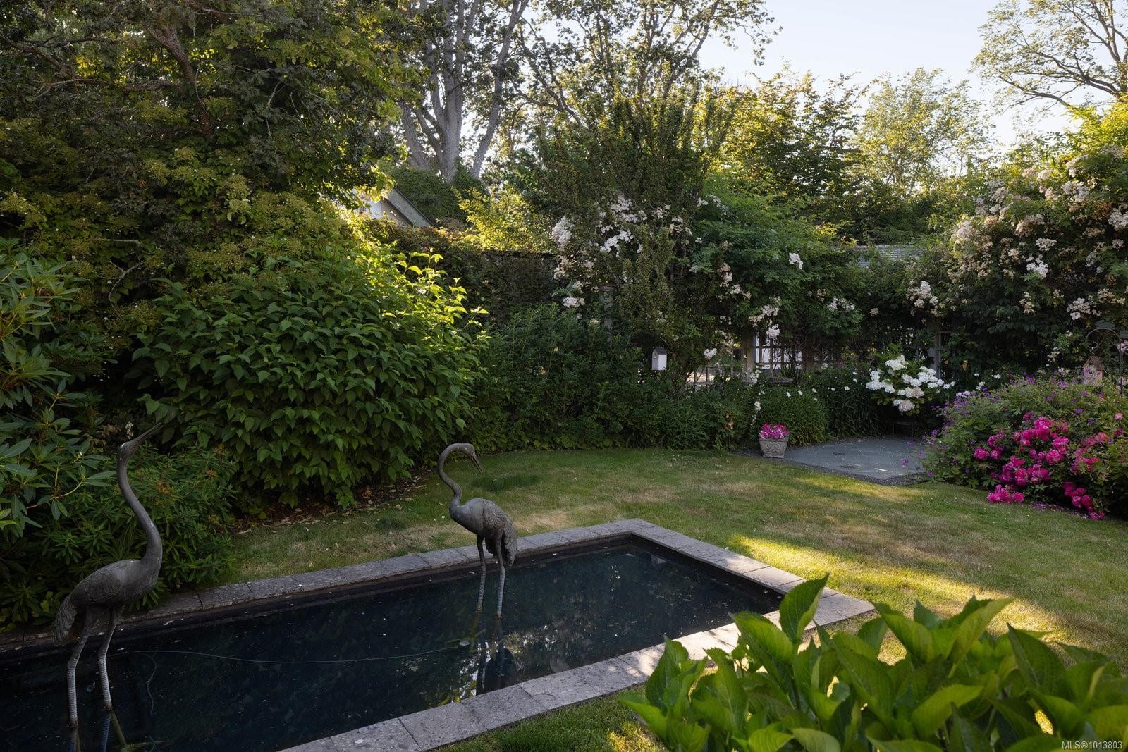 1580 Beach Dr, Oak Bay, BC