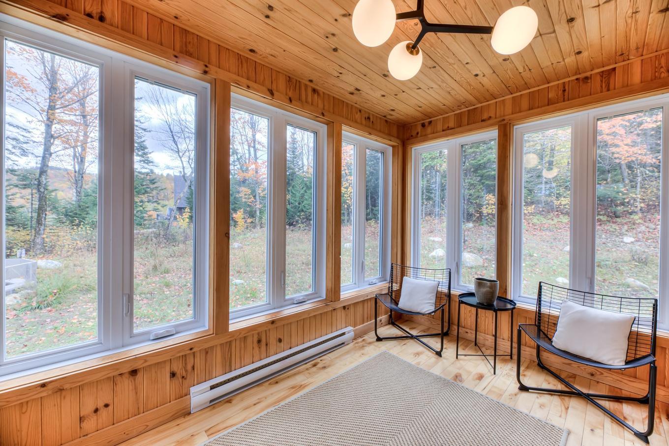 Solarium/Verrière - 600 Ch. Olivier, Saint-Côme, QC - Indoor Photo Showing Other Room