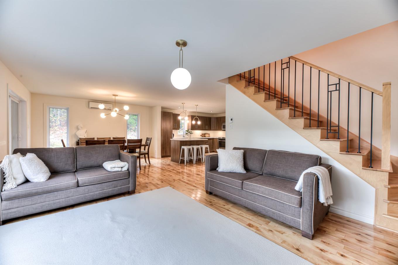 Salon - 600 Ch. Olivier, Saint-Côme, QC - Indoor Photo Showing Living Room