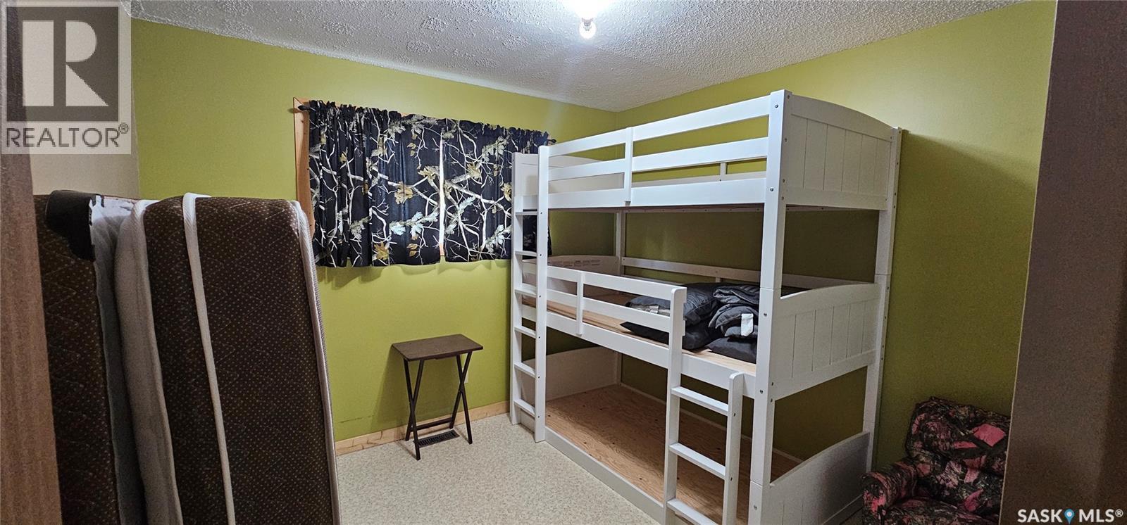 65 2Nd Street W, Weekes, SK - Indoor