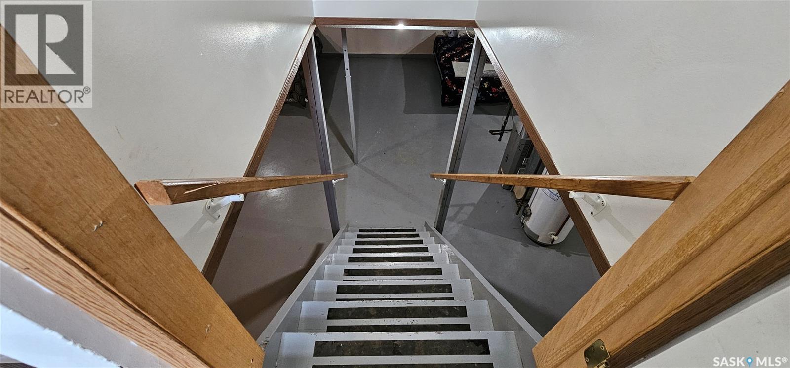 65 2Nd Street W, Weekes, SK - Indoor Photo Showing Other Room