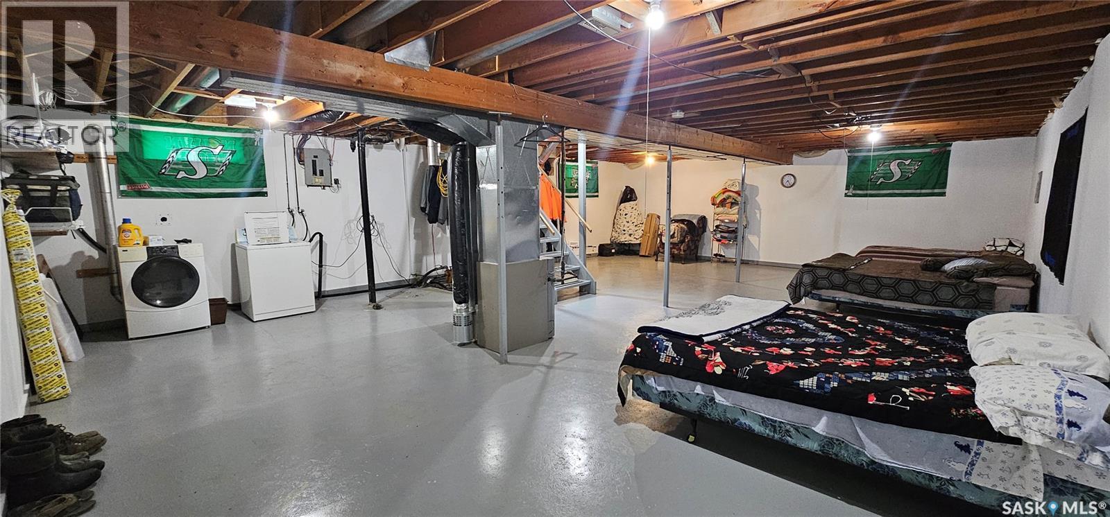 65 2Nd Street W, Weekes, SK - Indoor Photo Showing Basement