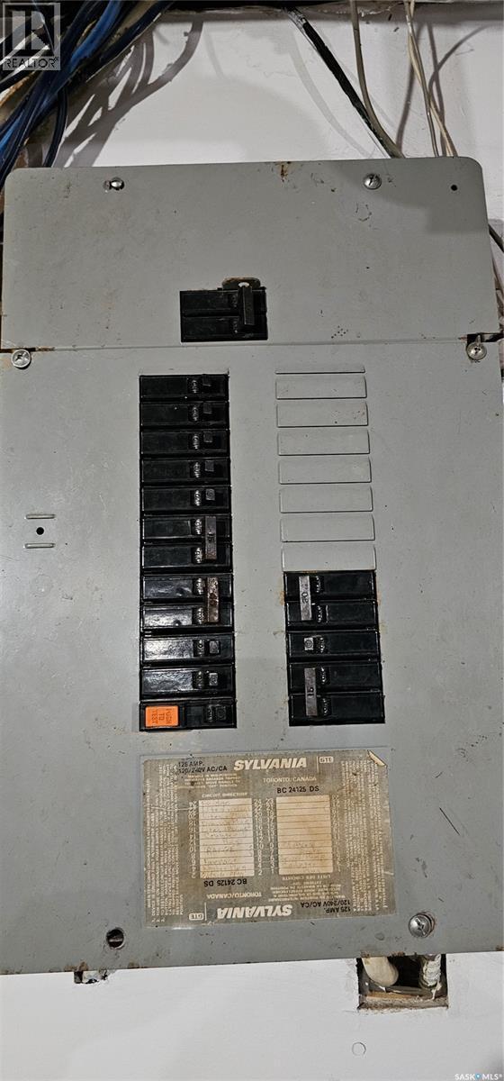 65 2Nd Street W, Weekes, SK -