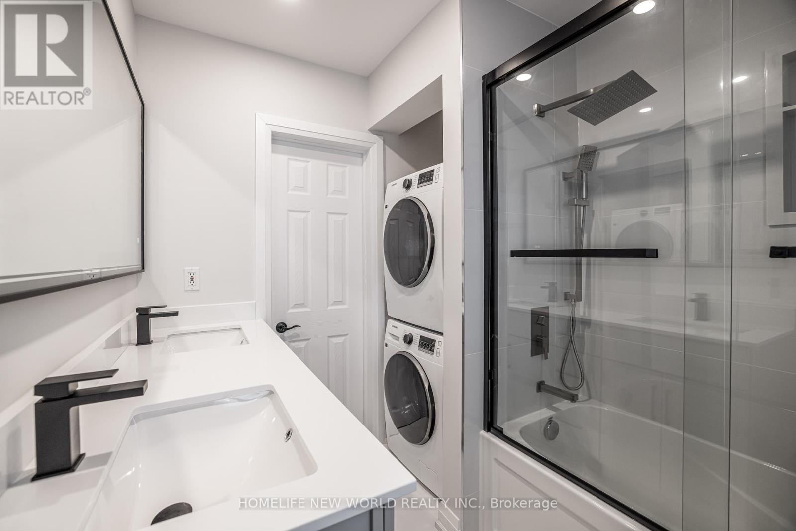 192 Combe Avenue, Toronto, ON - Indoor Photo Showing Laundry Room