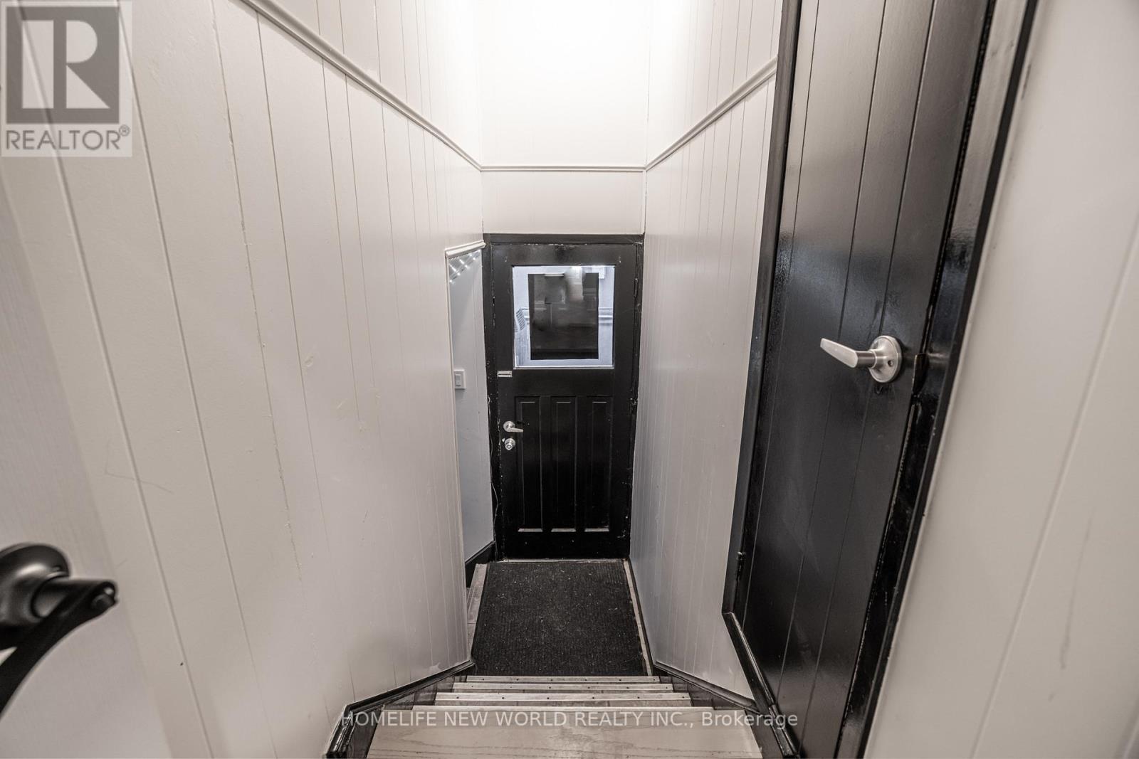 192 Combe Avenue, Toronto, ON - Indoor Photo Showing Other Room