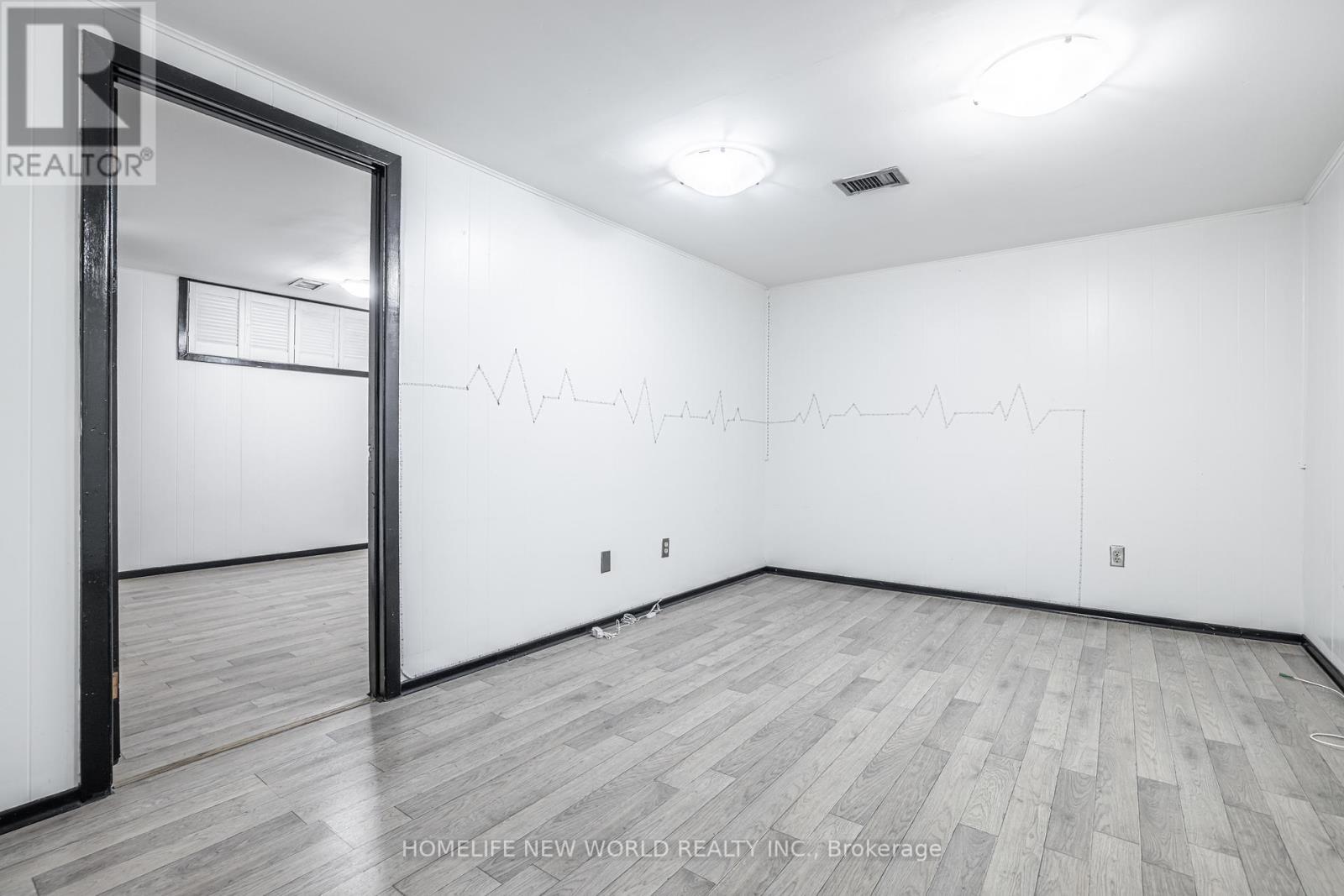 192 Combe Avenue, Toronto, ON - Indoor Photo Showing Other Room