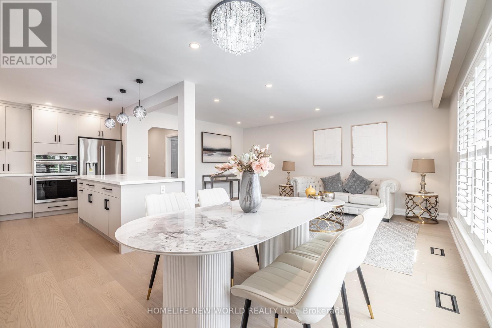 192 Combe Avenue, Toronto, ON - Indoor