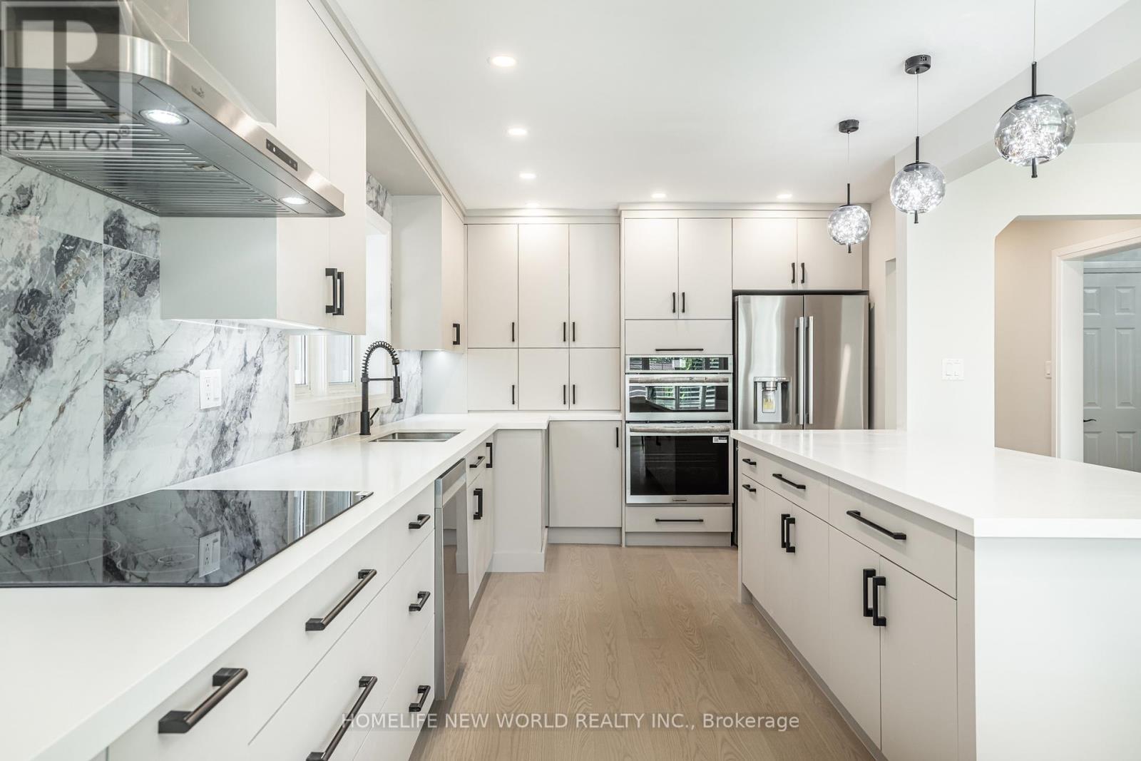 192 Combe Avenue, Toronto, ON - Indoor Photo Showing Kitchen With Upgraded Kitchen