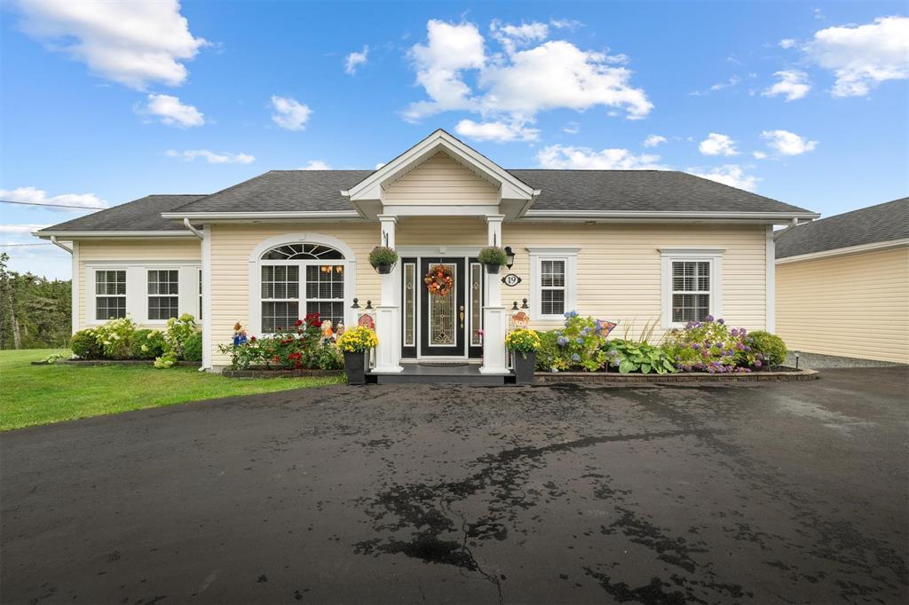 19 Quarry Road, Torbay, NL