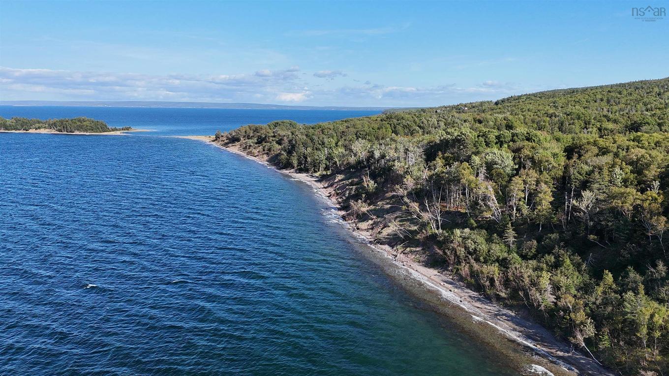 5735 West Bay Rd, Roberta, NS