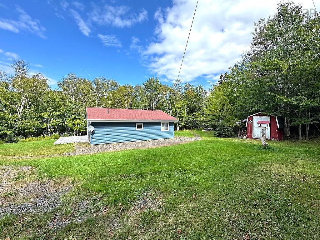 5735 West Bay Rd, Roberta, NS