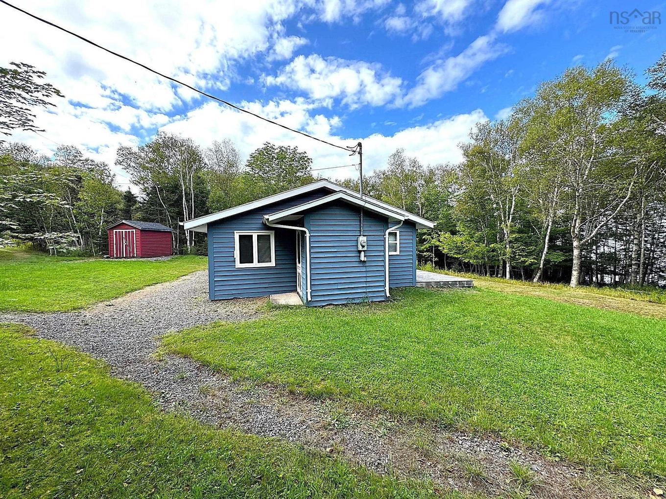 5735 West Bay Rd, Roberta, NS