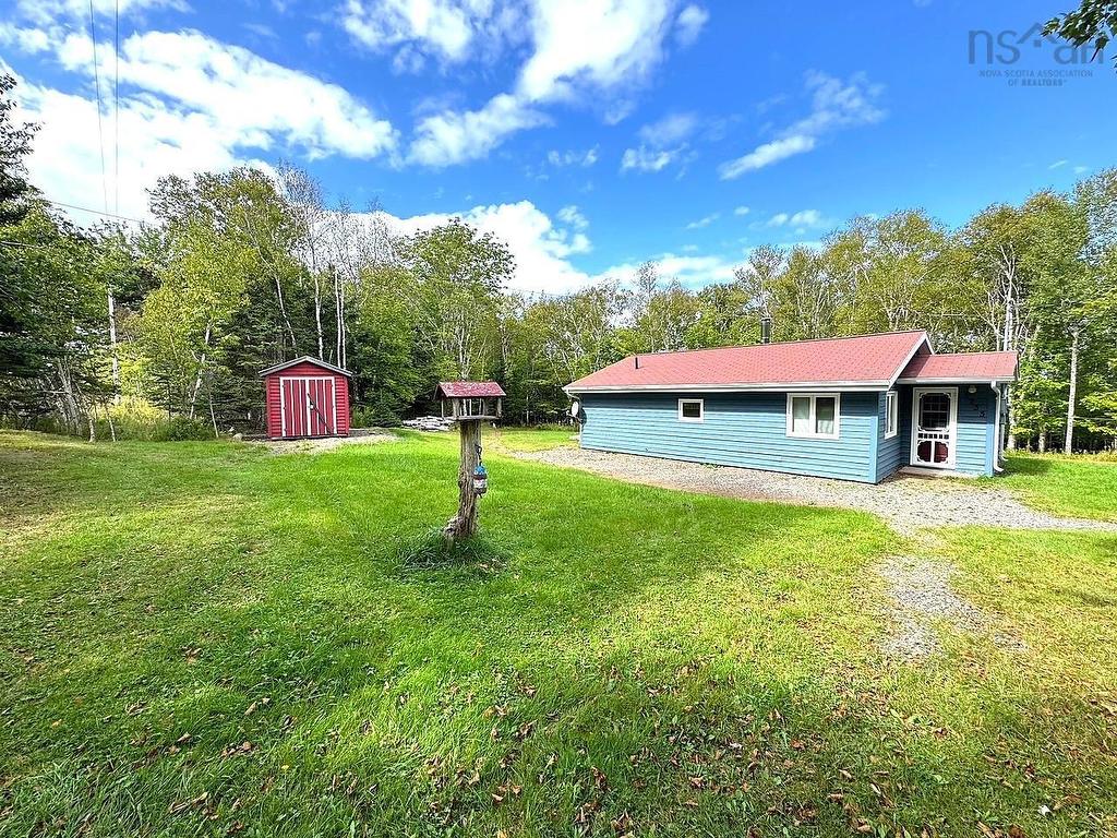 5735 West Bay Rd, Roberta, NS