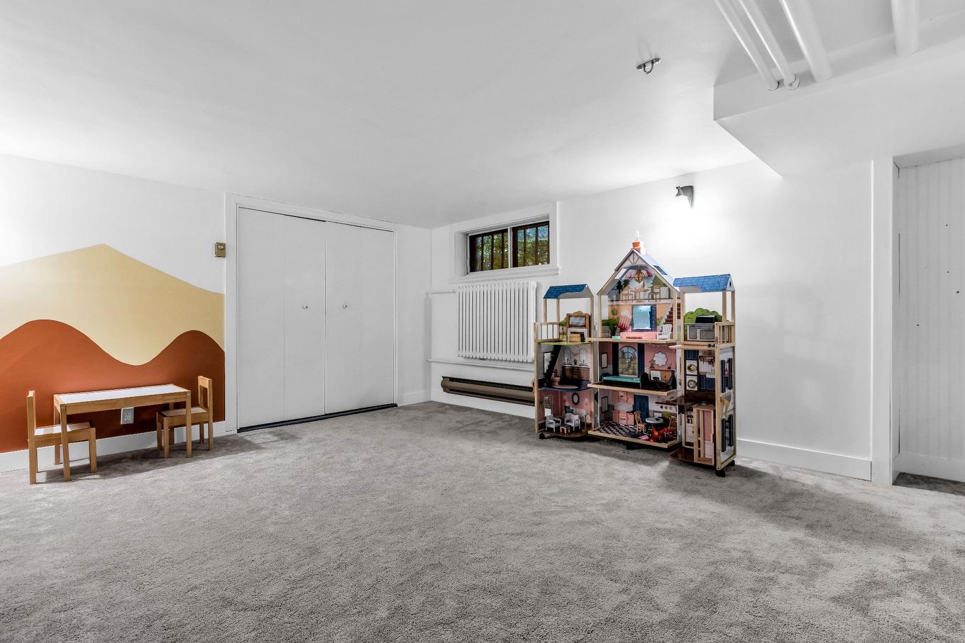 Salle familiale - 4619 Av. De Kensington, Montréal (Côte-Des-Neiges/Notre-Dame-De-Grâce), QC - Indoor