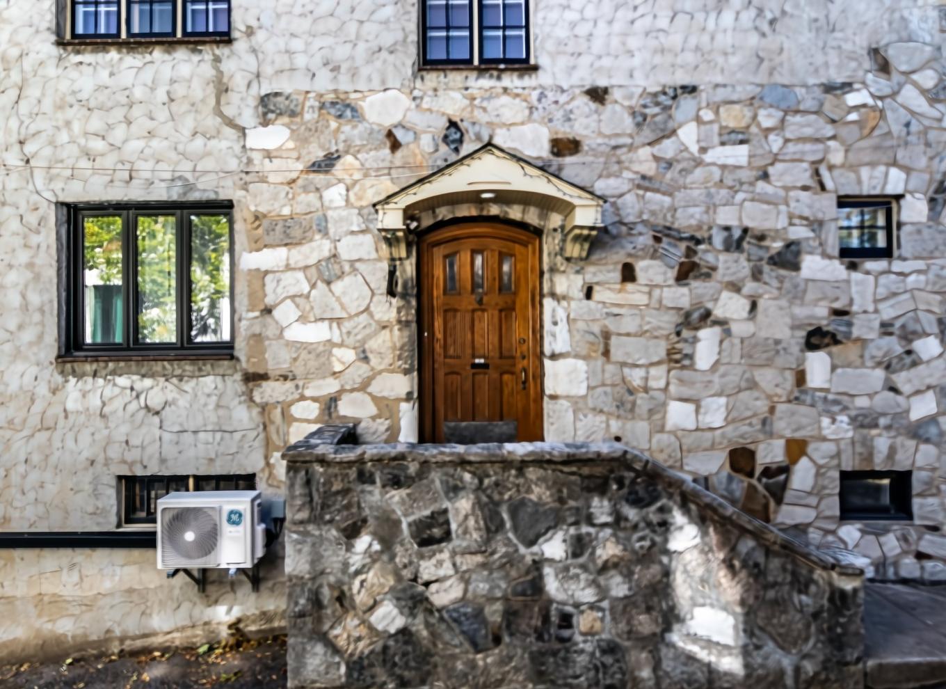 Façade - 4619 Av. De Kensington, Montréal (Côte-Des-Neiges/Notre-Dame-De-Grâce), QC - Outdoor