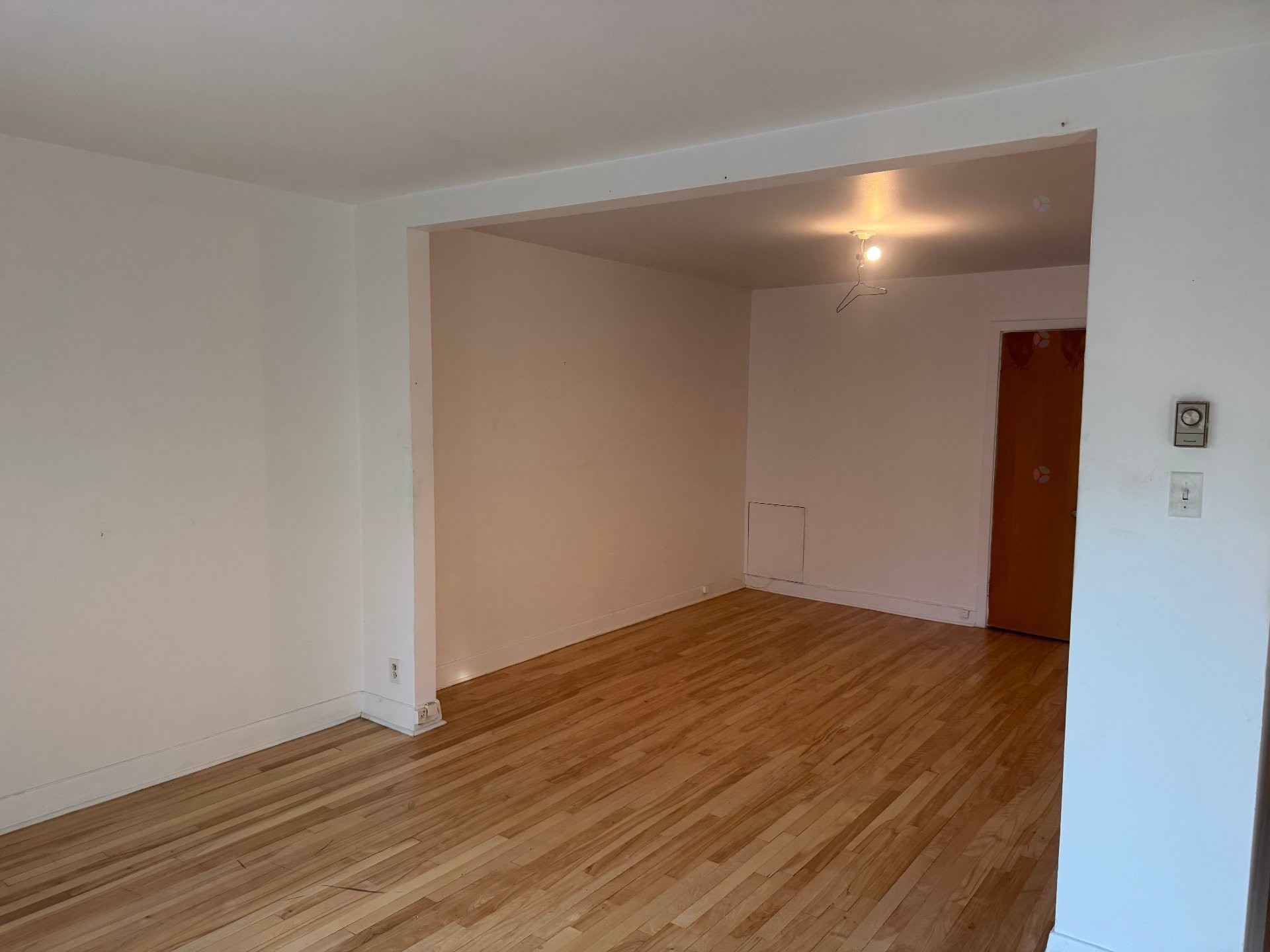 Salon - 11963 Rue Desenclaves, Montréal (Ahuntsic-Cartierville), QC - Indoor Photo Showing Other Room